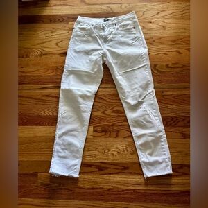 Banana Republic Girlfriend Jeans Size 26/2 - Distressed. White.